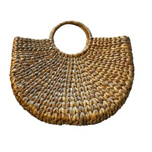 Chic Woven Tote Bag in Natural Brown